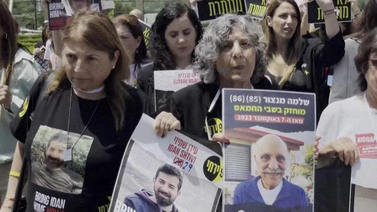 Rehine annelerinden Netanyahu ve Gallanta acı soru: Sizin anneniz olsa ne yapardı