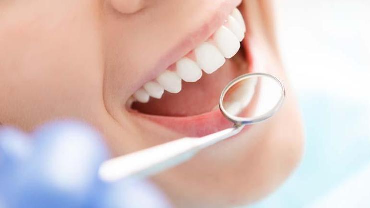 Yaş ilerledikçe diş çarpıklığı tedavisi zorlaşır mı