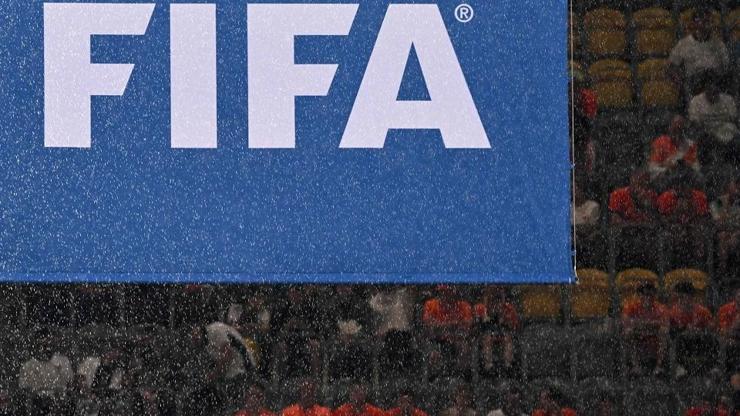 Fransa, Arjantinli oyuncuların tezahüratını FIFA’ya taşıyor