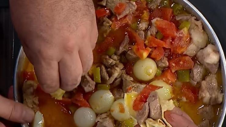 Tepsi Kebabı tarifi! Bugünkü Masterchef yemek tarifi haberleri... Tepsi Kebabı nerenin, hangi ilin, yörenin? Tepsi Kebabı tarifi! Bugünkü Masterchef yemek tarifi haberleri... Tepsi Kebabı nerenin, hangi ilin, yörenin?