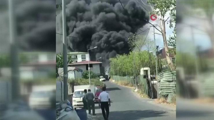 SON DAKİKA... Avcılarda iş yerinde yangın: Patlamalar yaşandı