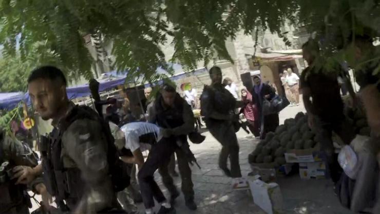 İsrail güçleri TRT Haber ekibine saldırdı