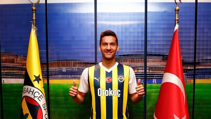 Umut Nayir’den Fenerbahçe paylaşımı