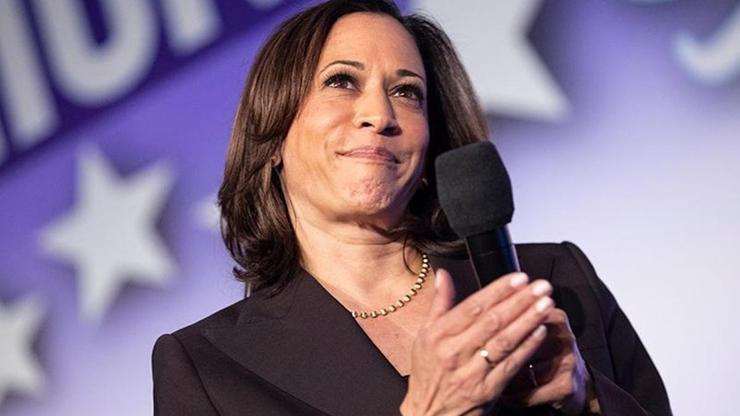 Kamala Harris aday olmak için gereken oyu aldı