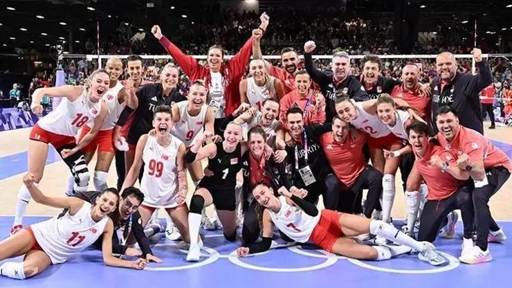 Filenin Sultanları yarı final rakibi belli oldu Türkiye İtalya maçı ne zaman Türkiye voleybol maçı hangi gün, saat kaçta