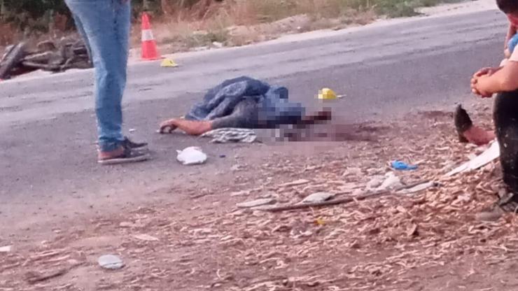 Yol verme kavgası silahlı çatışmaya dönüştü: 3 ölü, 5 yaralı Yol verme kavgası silahlı çatışmaya dönüştü: 3 ölü, 5 yaralı