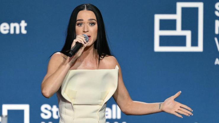 Katy Perry’e İspanya’da inceleme şoku