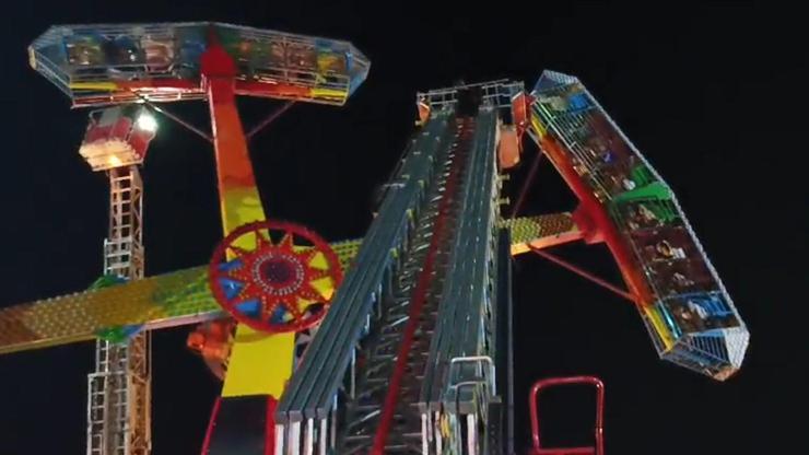 Lunaparkta panik dolu anlar Havada asılı kaldırlar