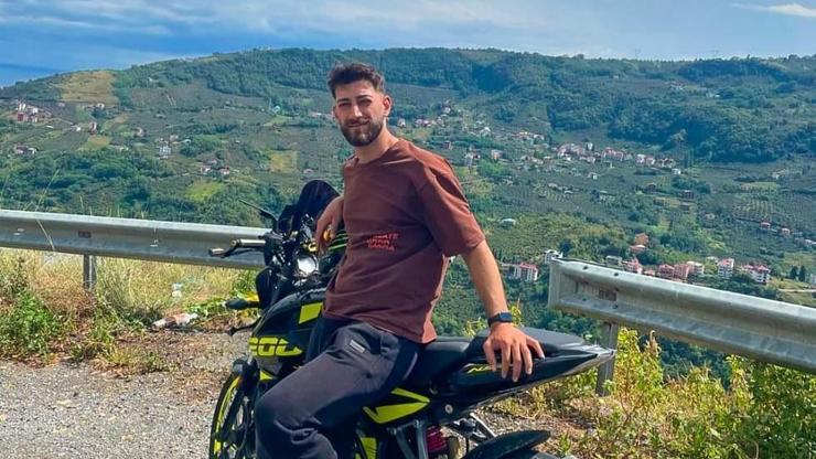 TIR'ın altına giren motosikletin sürücüsü öldü