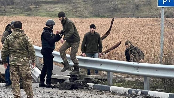 Rusya ile Ukrayna karşılıklı 103er esiri takas etti