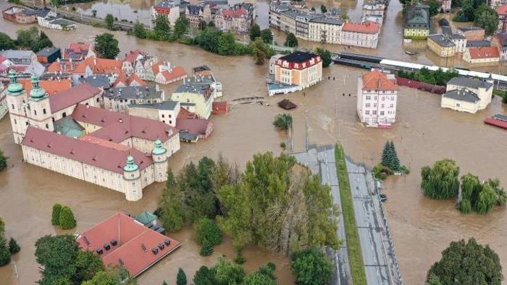 Polonya felaketi yaşıyor Afet durumu ilan edildi