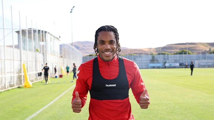 Garry Rodrigues: Sivasspor’a geldiğim için mutluyum