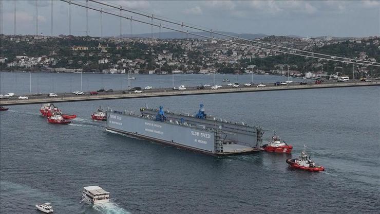 SON DAKİKA... İstanbul Boğazı gemi trafiği çift yönlü olarak askıya alındı