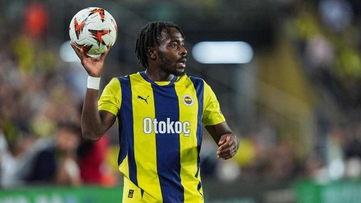 Bright Osayi-Samuel, Fenerbahçe’de ilk kez kırmızı kart gördü