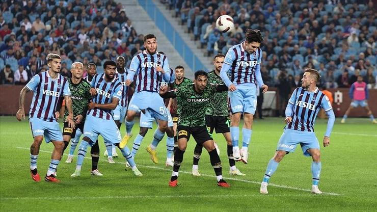 Trabzonspor - Konyaspor maçının ilk 11leri belli oldu