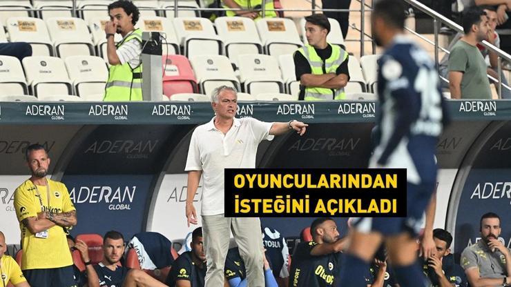 Jose Mourinho: Ben de kenarda maçı oynuyorum