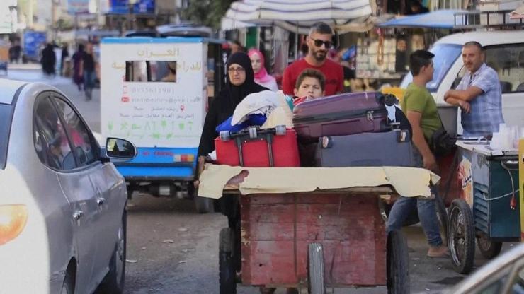 Saldırı altındaki Lübnanlılar ülkeyi terk ediyor