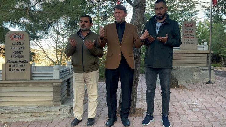 Terör örgütleri tarafından şehit edilen İmam-Hatipler kabri başında anıldı Terör örgütleri tarafından şehit edilen İmam-Hatipler kabri başında anıldı