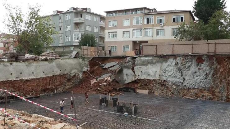 İstanbul Üsküdarda yol çöktü