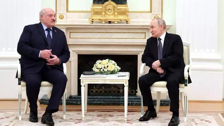 Putin, Belarus lideri Lukaşenko’ya ‘Aziz Andreas Nişanı’ verdi