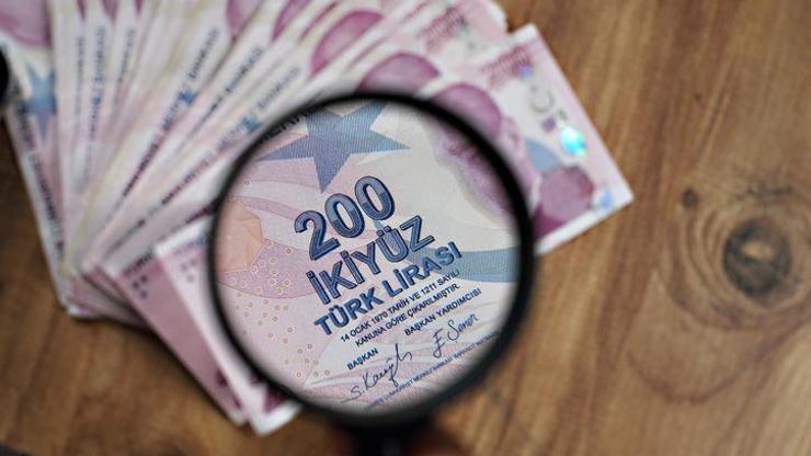 2025 ASGARİ ÜCRETİ NE OLACAK Uzman ekonomistlerden ilk zam tahminleri