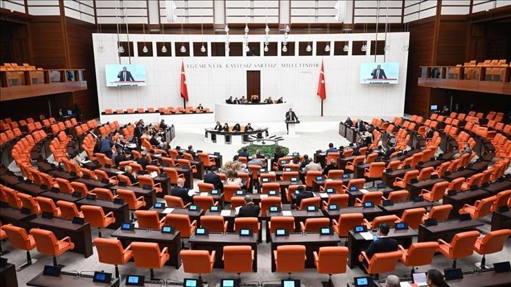 ÖĞRETMENLİK MESLEK KANUNU MADDELERİ 2024: TBMMden geçti İşte kanunun içeriği