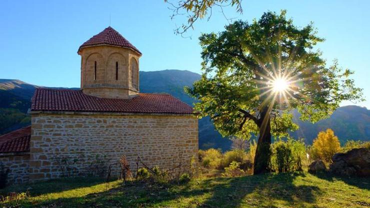 674 yıllık İmera Manastırı’nda sonbaharın sessiz güzelliği