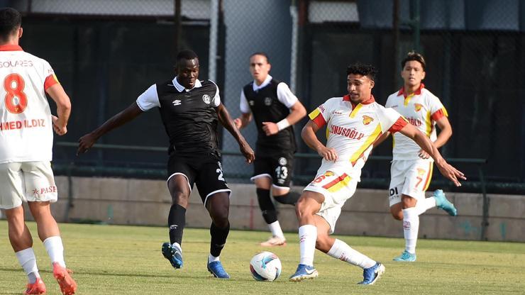 Göztepe, hazırlık maçında Manisa FKyı 3-2 mağlup etti