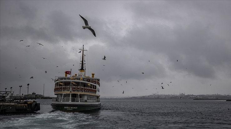 İstanbulda vapur seferlerine hava muhalefeti