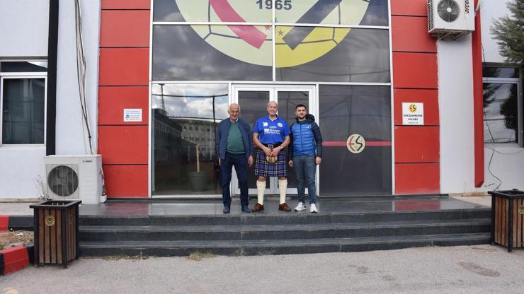 İskoç taraftar, Eskişehirspor için 4 bin kilometre yol yaptı