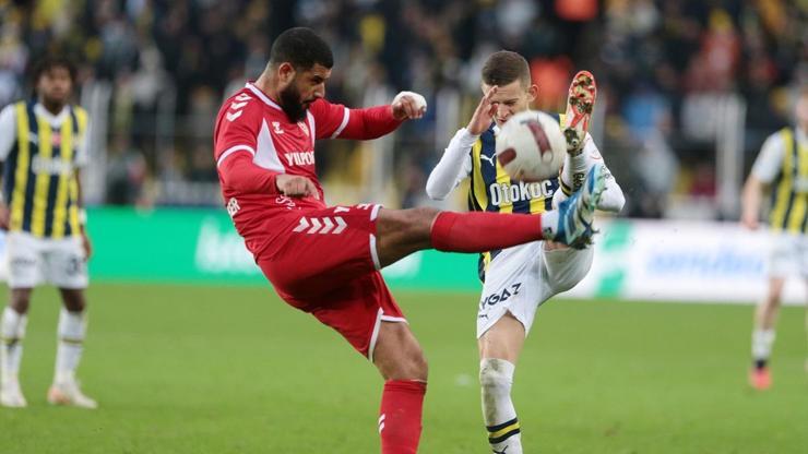 Samsunspor - Fenerbahçe maçına doğru.. 11'ler belli oldu