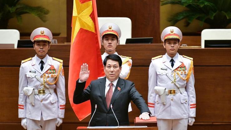 Vietnamda yeni devlet başkanı General Luong Cuong seçildi