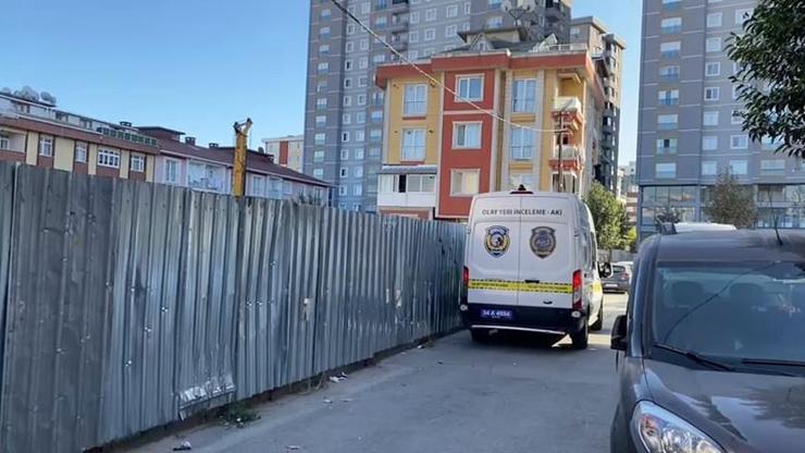 Bağcılarda panik dolu anlar Tadilat için çatıya çıkan usta hemen polisi aradı