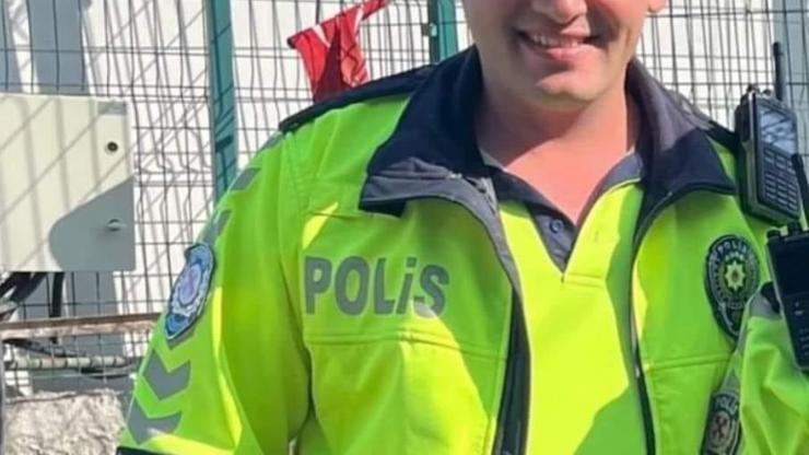 İstanbul - Şehit trafik polisi Ogün Yürümez için İstanbul Emniyet Müdürlüğü'nde tören