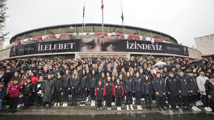 Beşiktaş, Gazi Mustafa Kemal Atatürk’ü anma töreni düzenledi