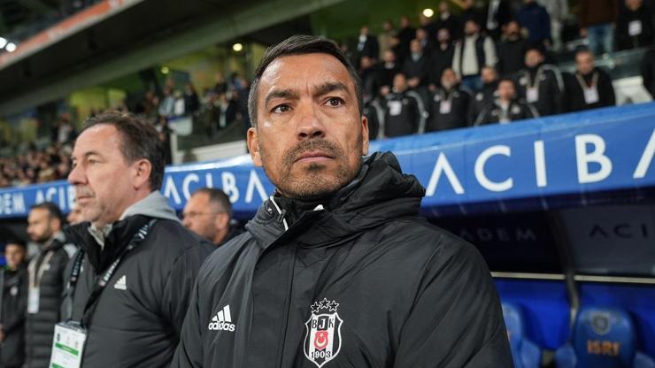 Giovanni van Bronckhorst: Transfer yapmak istiyoruz