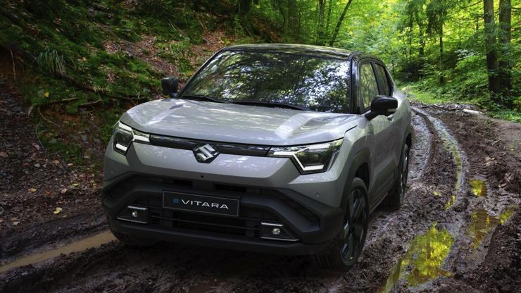 Suzuki e-VITARA geliyor