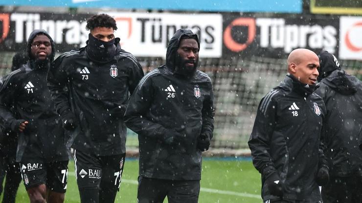 Beşiktaş, Göztepe maçı hazırlıklarına, çift kale maçla noktayı koydu