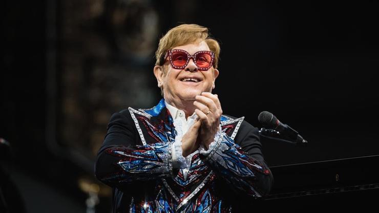 Elton John, görme kaybı yaşadığını açıkladı: Şarkı sözlerini bile okuyamıyorum