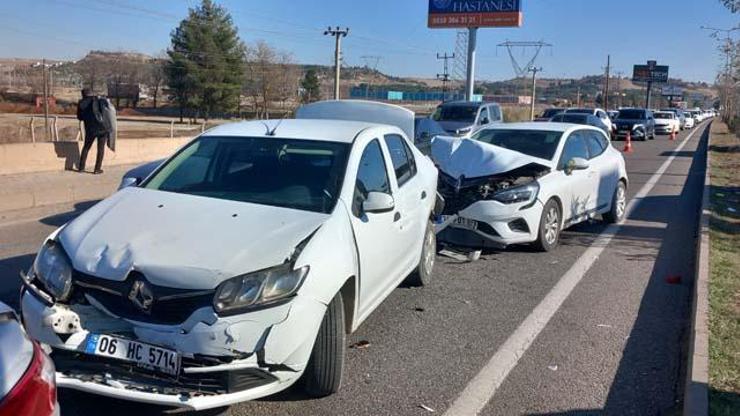 Son Dakika: Diyarbakır’da Zincirleme Trafik Kazası: 2’si ağır, 8 yaralı