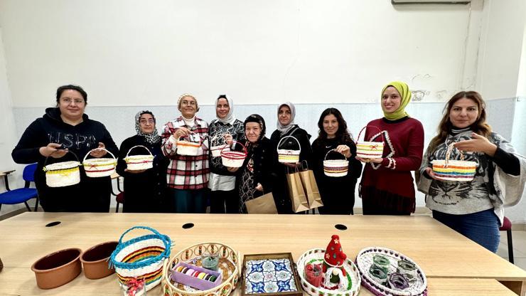 Hacılar ilçesinde 'sepet örücülüğü' sürdürülüyor Hacılar ilçesinde 'sepet örücülüğü' sürdürülüyor