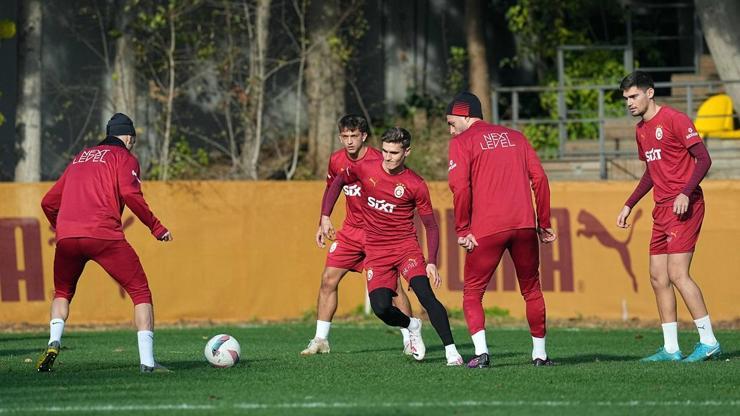 Galatasaray, Sivasspor maçı hazırlıklarını noktaladı Savunmada önemli eksikler..