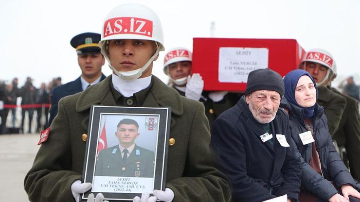 Şehit Nergizin cenazesi Erzurumda; babası Susun, Taha uyuyor diye bağırdı | Video Haber