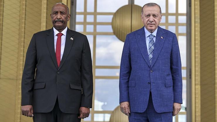 Cumhurbaşkanı Erdoğan, Sudan Egemenlik Konseyi Başkanı ile görüştü