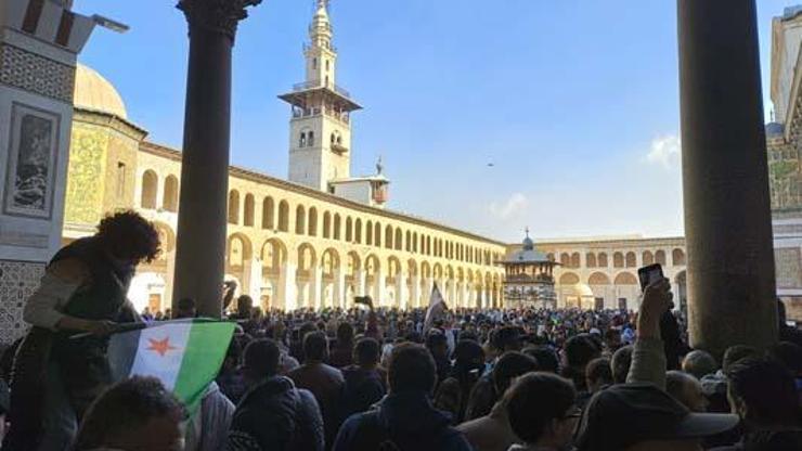 Emevi Camisi: Suriyedeki Protestoların ve Siyasi Mücadelenin Merkezi