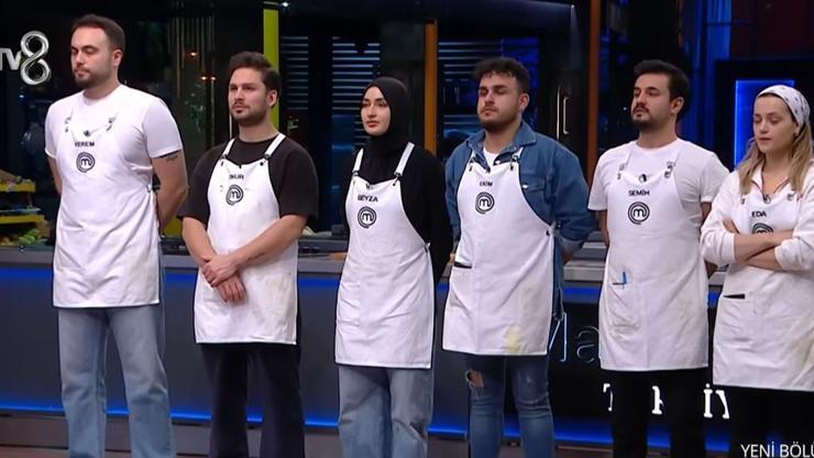 Bu akşam İlk ceketi kim aldı Şef ceketini kim kazandı 22 Aralık 2024 MasterChef Türkiyede yaşananlar