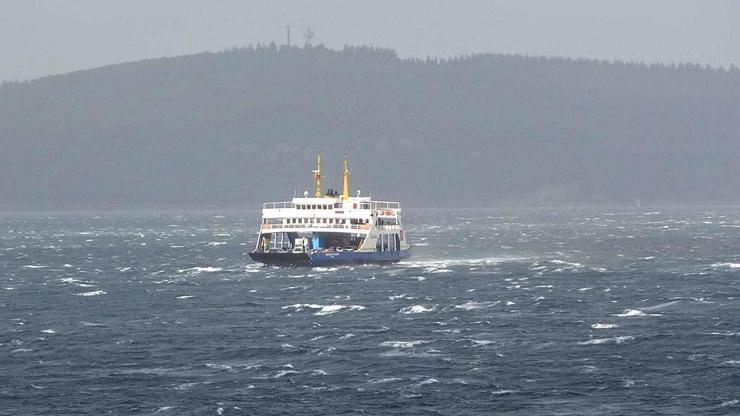 Çanakkalede yarınki bazı feribot seferleri iptal edildi