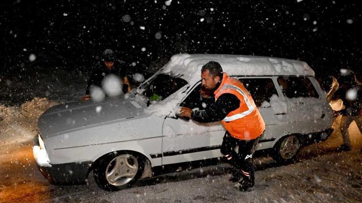 Karda mahsur kalmışlardı Böyle kurtarıldılar