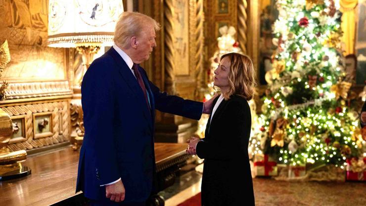 Meloni’den Trump’ın malikanesine sürpriz ziyaret Mar-a-Lago’da görüştüler: Avrupa-ABD ilişkilerinde kilit isim mi olacak