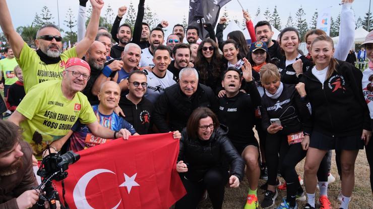15’inci Uluslararası Adana Kurtuluş Yarı Maratonu’na rekor katılım (2) 15’inci Uluslararası Adana Kurtuluş Yarı Maratonu’na rekor katılım (2)